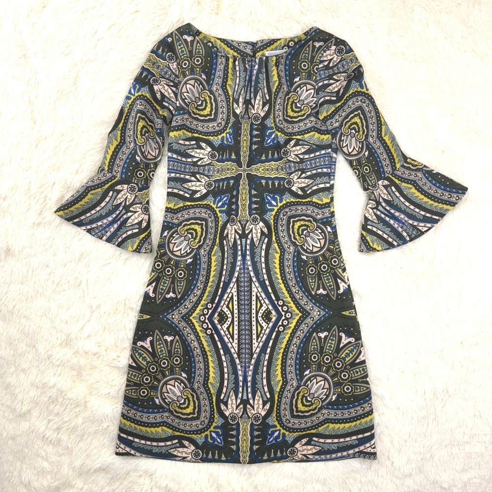 New York & Company Shift Dress Womens XS Olive Paisley Bell Sleeve Stretch Boho